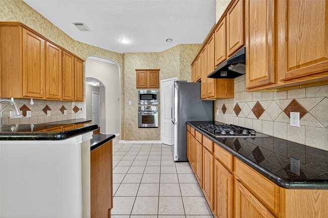 Photo - 4014 Shoreview Ln