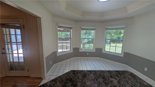 2030 N Hailey Dr