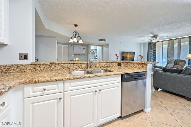 Photo - 1265 Wildwood Lakes Blvd Unidad 3-103