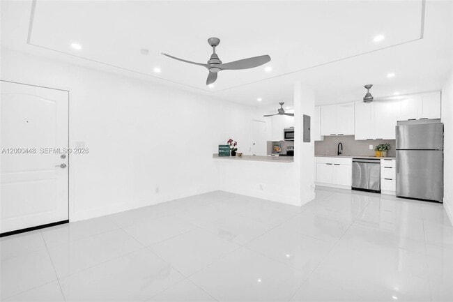 Photo - 770 SE 2nd Ave Unit B216