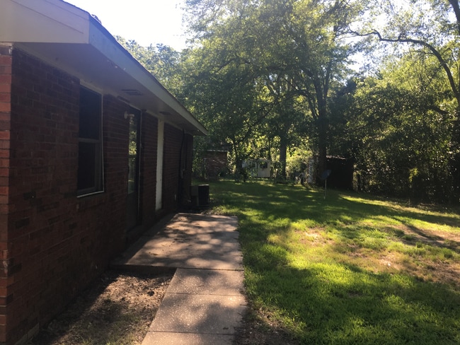 Photo - 1465 Kevin Ct