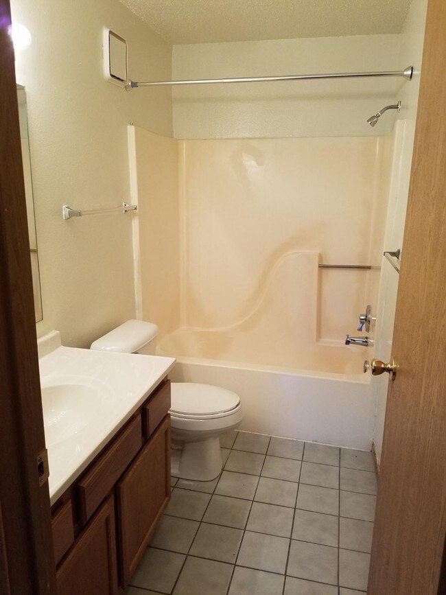 Photo - Camarae Arms