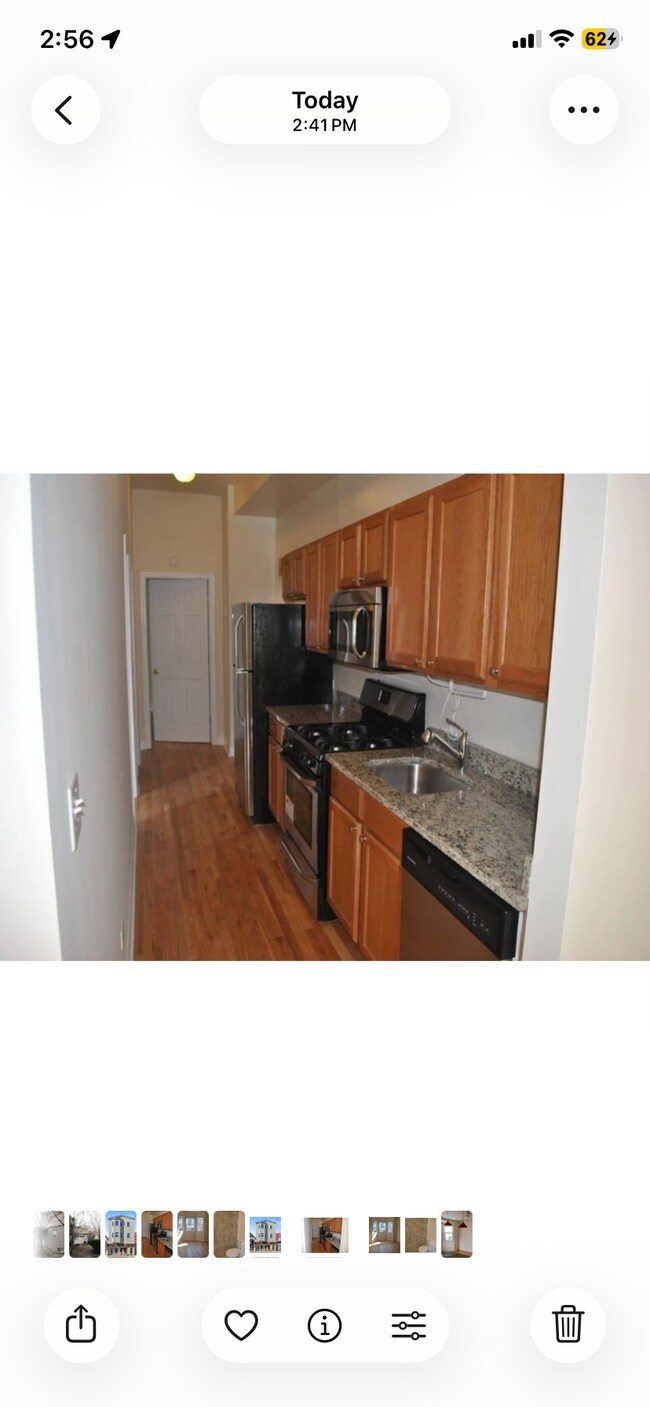 Building Photo - 3128 N Lincoln Ave Unit 2F