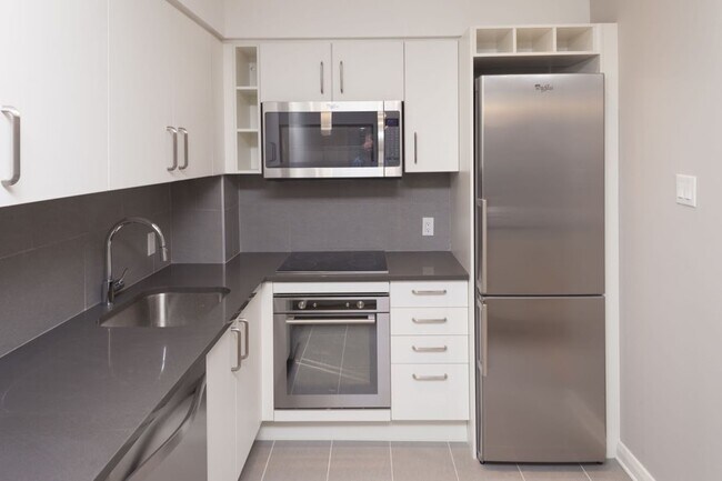 Photo - 3468 Rue Drummond Unit 307