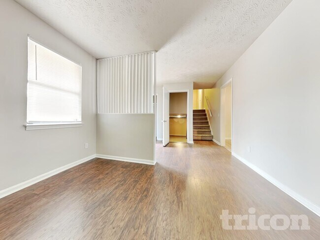 Photo - 2224 Clinchfield Ct
