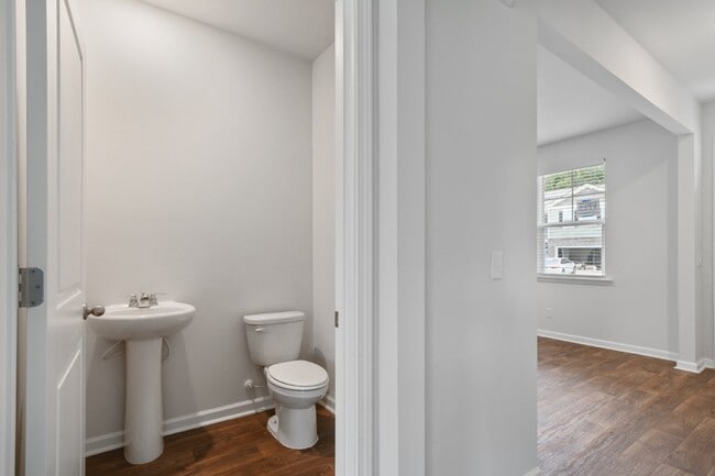 Photo - Charming 4 Bed Rental Home Located in Cypr...