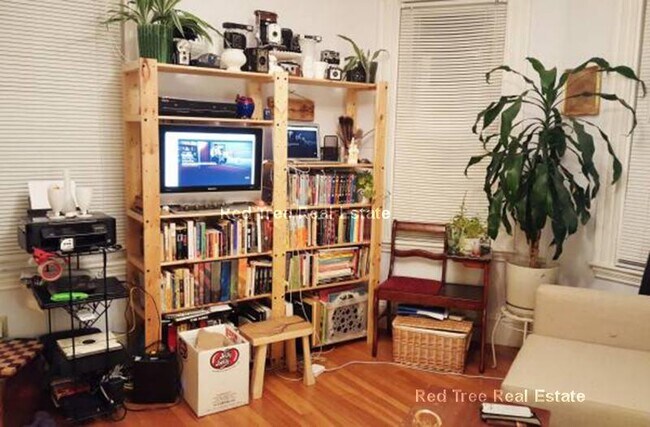 Photo - 29 Woodlawn St Unit 1