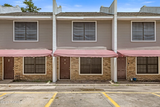 Building Photo - 115 Woodworth Ln