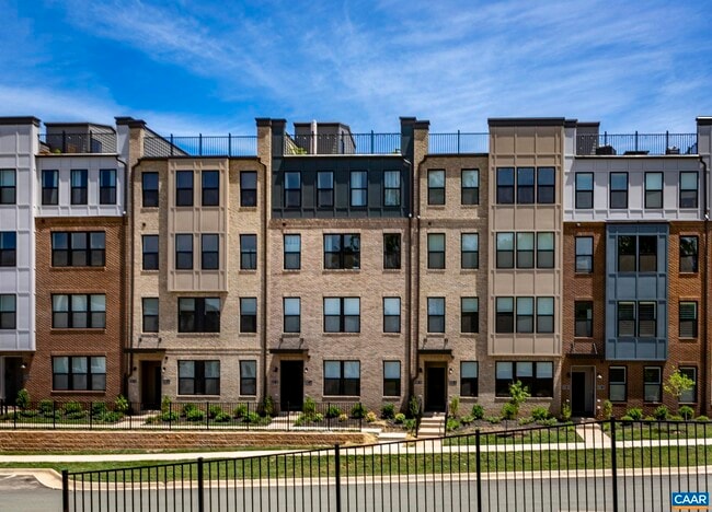 Photo - 816 Wesley Ln