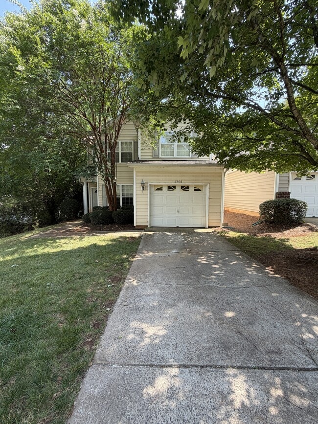 Photo - 6350 Morningview Ct