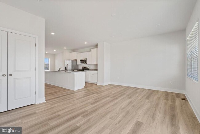 Photo - 1830 Parham Wy