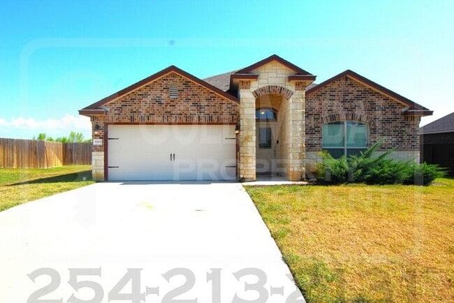 Building Photo - 1003 Torino St