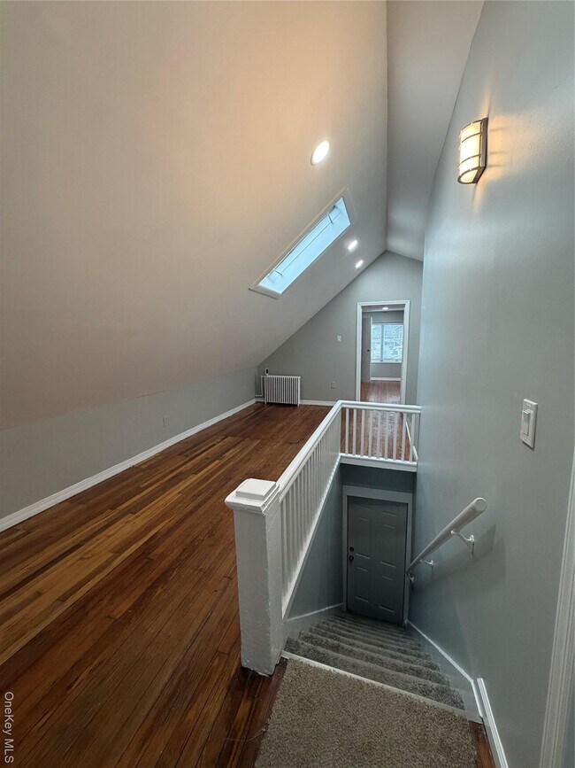 Photo - 7 S Atlantic St