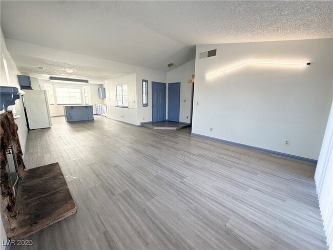 Photo - 5876 Filmore Ave