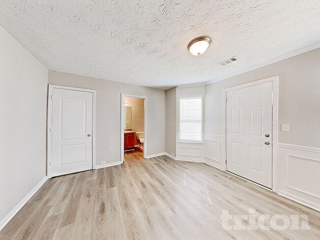 Photo - 1645 Gallup Dr