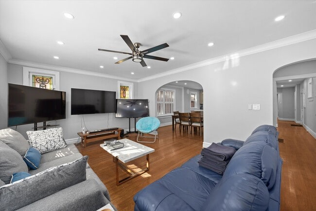 Photo - 7373 Pershing Ave