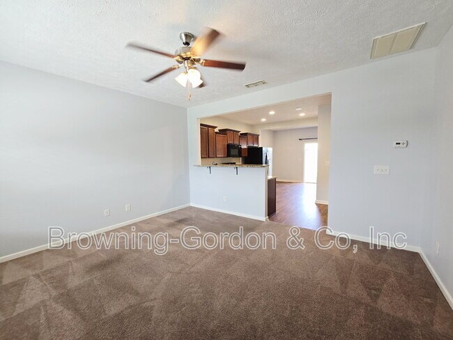 Photo - 1551 Sprucedale Dr