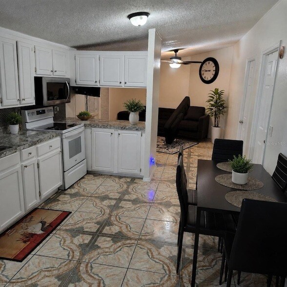 Photo - 7494 Charlin Pkwy