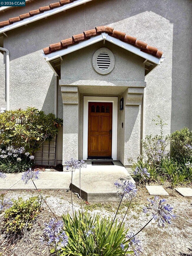 Photo - 365 Bellflower Dr