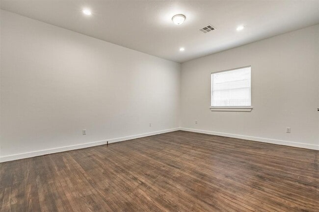 Photo - 1221 NW 31st St