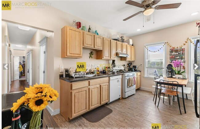 Photo - 175 River St