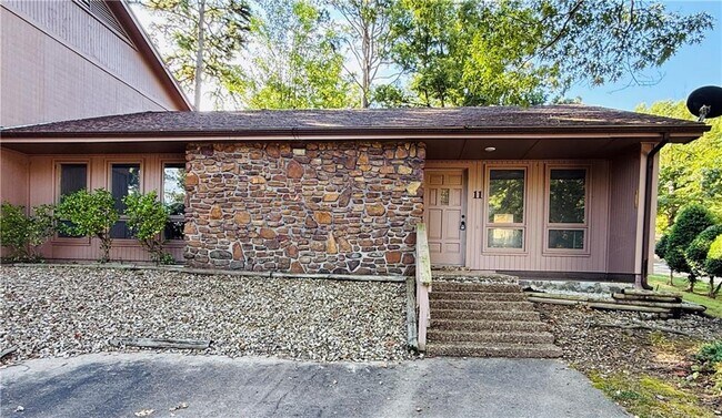 Photo - 11 Mellor Ln