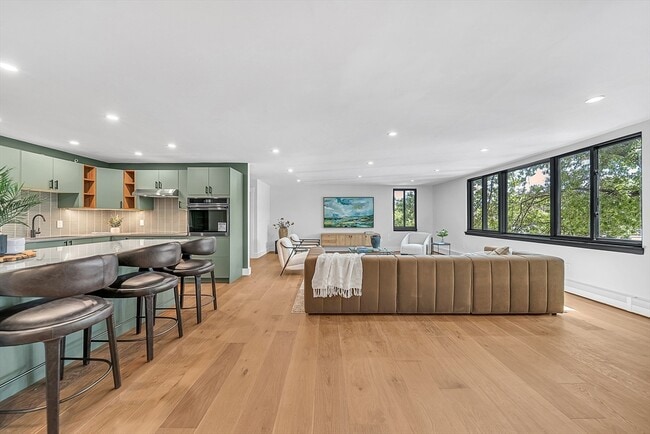 Photo - 935 Washington St Unidad 8 Rental