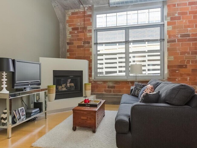 Photo - 521 S 7th St Unit 204