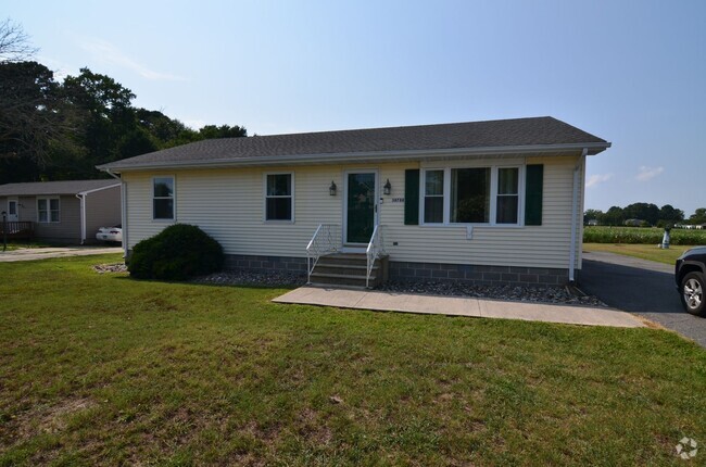 Building Photo - ADORABLE SINGLE FAMILY HOME IN SELBYVILLE