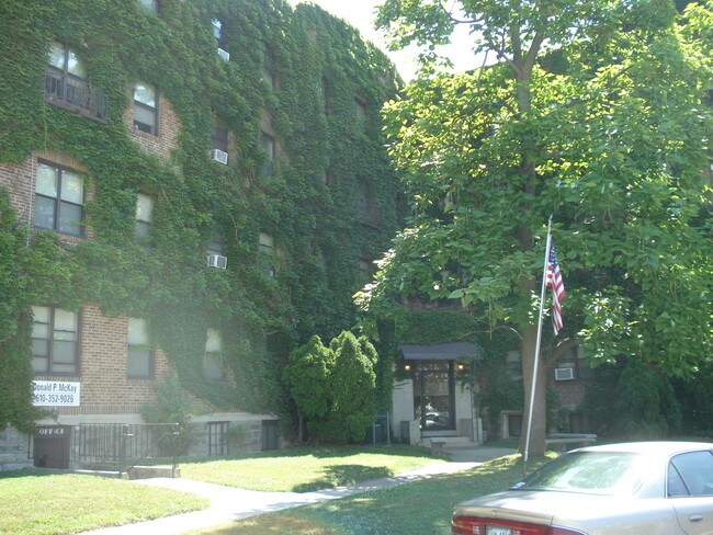 Photo - Springton Manor Apartments