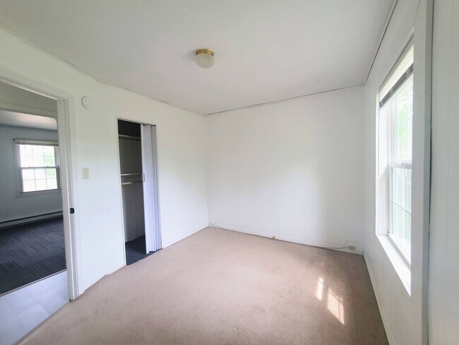 Photo - quaint home close to post