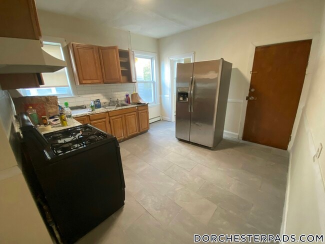 Photo - 253 Norfolk St Unit 3