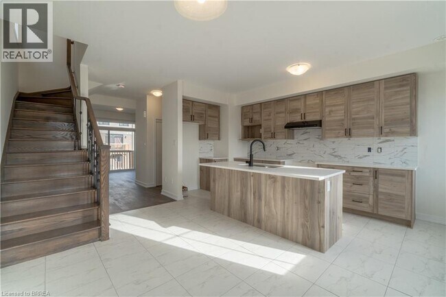 Photo - 237 Gillespie Dr