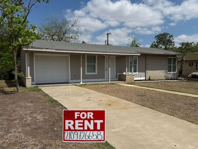 Photo - 339 Brettonwood Dr
