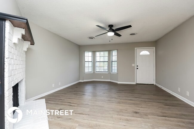 Photo - 768 Garrison Dr