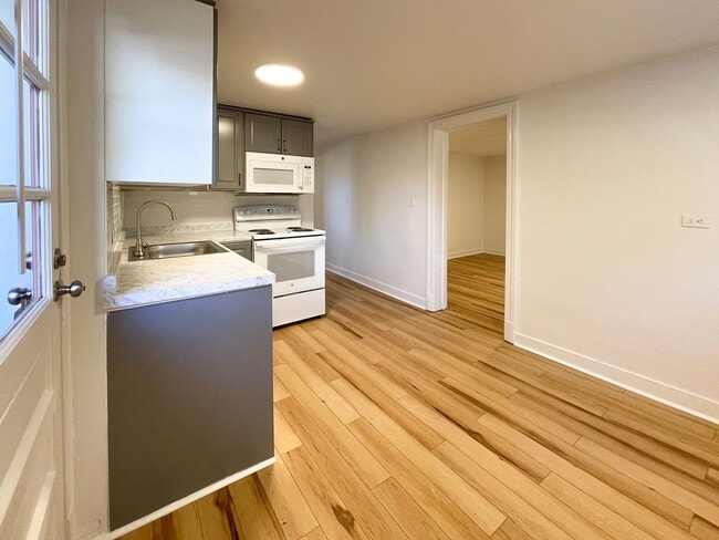 Photo - 801 Calhoun St