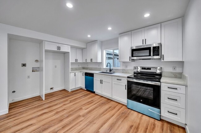 Photo - 11845 Hamlin St Unidad Downstairs ADU