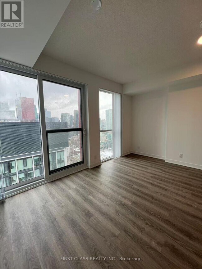 Photo - 180 Front St E Unit 3511