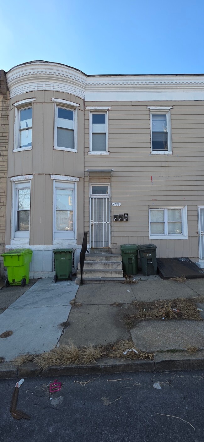 Photo - 2136 N Fulton Ave Unit Apt 3