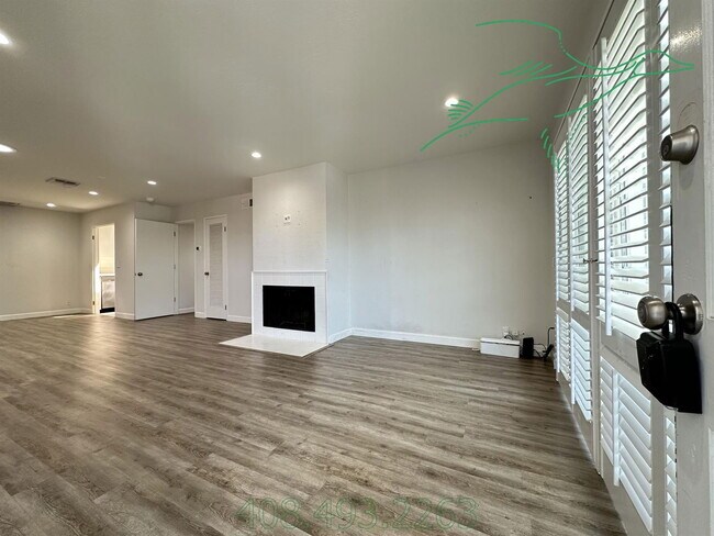 Photo - 1910 Mt Vernon Ct Unidad 12