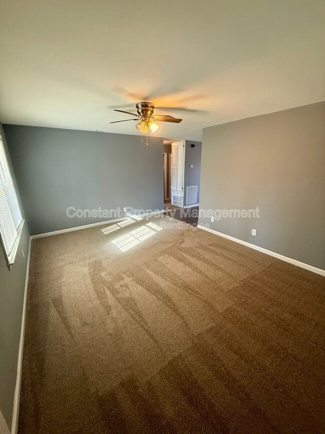 Photo - 225 Woodland Trail