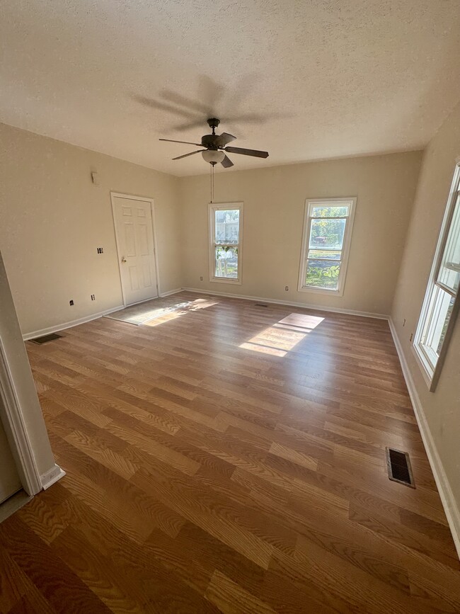 Building Photo - 238 W Orleans St Unit #1
