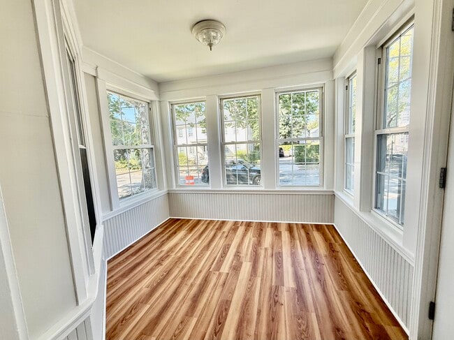 Building Photo - 31 Park St Unit 1