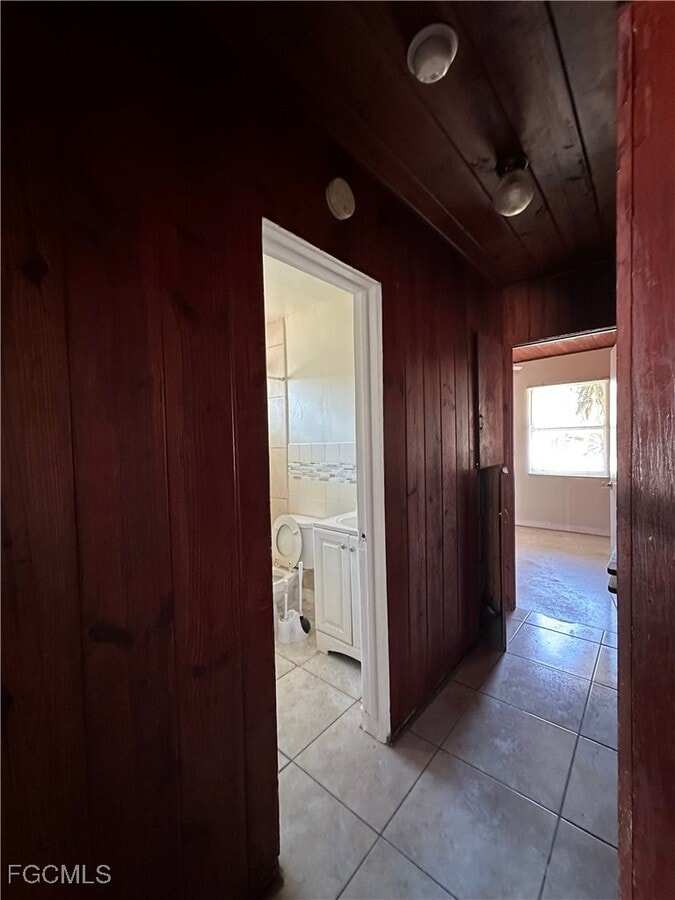 Photo - 1935 Ricardo Ave