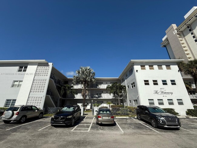 Building Photo - 2200 S Ocean Dr Unit N109