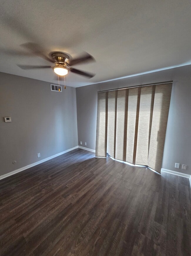 Photo - 905 W 11th St N Unit 204
