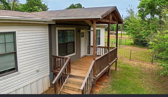 Photo - 4 Bedroom in Sabine ISD on 1.09 acres