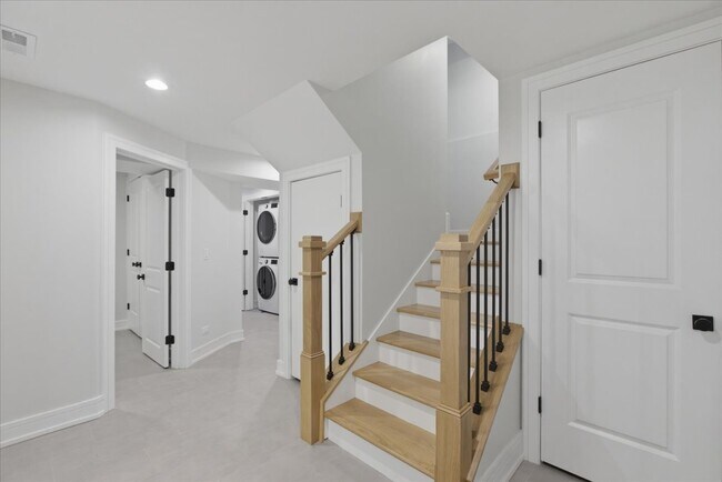 Photo - 858 N Paulina St Unit 00CH1