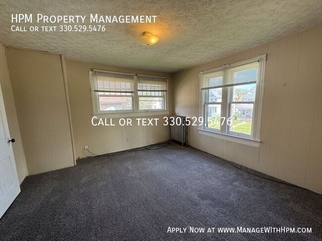 Photo - 1307 Woodland Ave NW