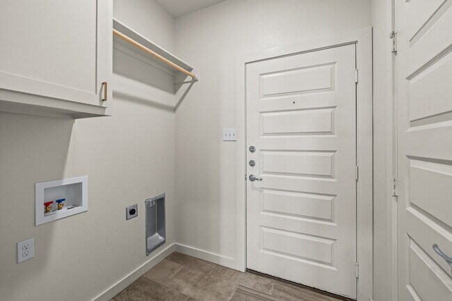 Photo - Brand new town home in Iron Horse!!